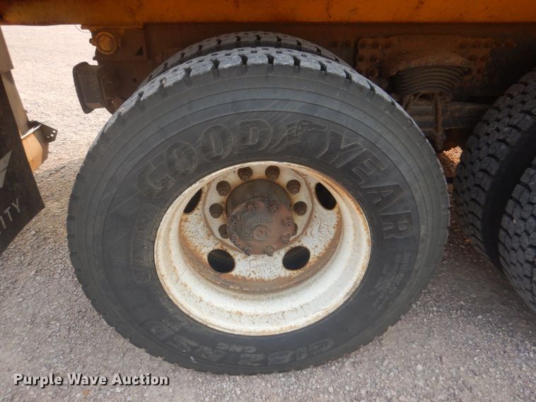 image for item JZ9855 2000 Sterling LT9500  dump truck