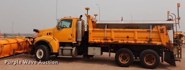 image for item JZ9856 2005 Sterling LT9500  dump truck