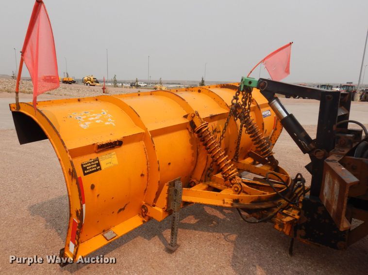 image for item JZ9856 2005 Sterling LT9500  dump truck