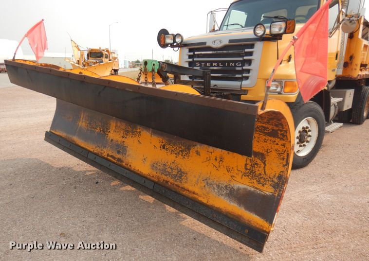 image for item JZ9856 2005 Sterling LT9500  dump truck