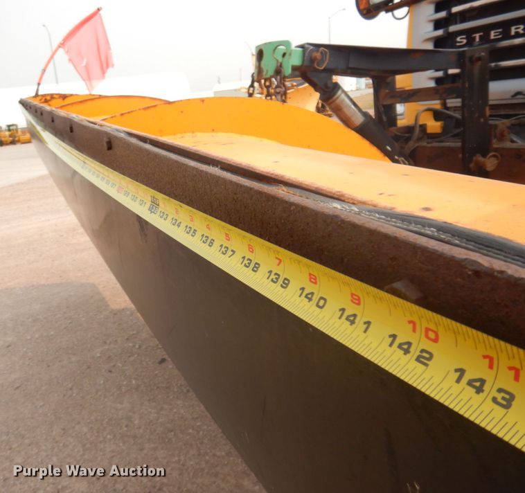 image for item JZ9856 2005 Sterling LT9500  dump truck