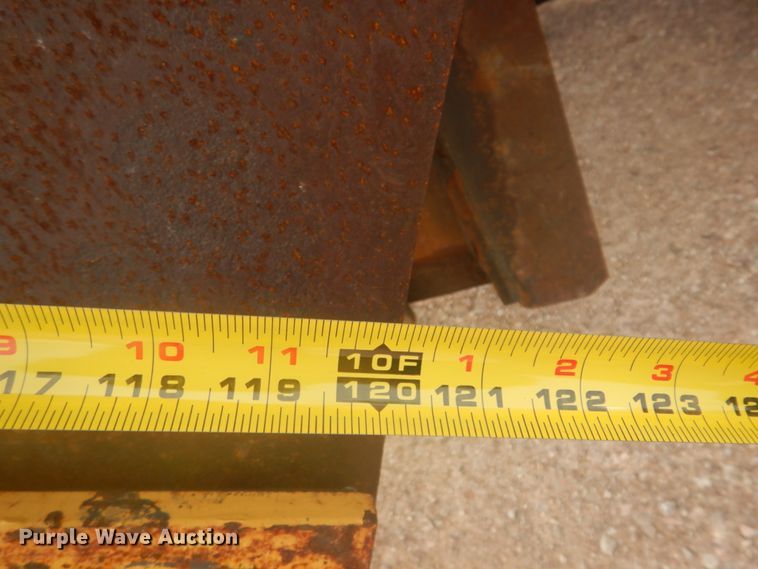 image for item JZ9856 2005 Sterling LT9500  dump truck