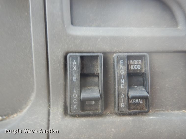 image for item JZ9856 2005 Sterling LT9500  dump truck