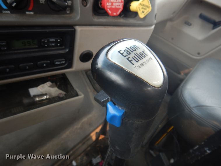 image for item JZ9856 2005 Sterling LT9500  dump truck