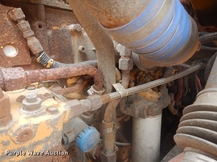 image for item JZ9856 2005 Sterling LT9500  dump truck