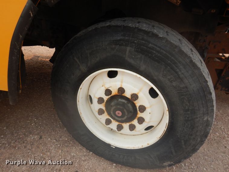 image for item JZ9856 2005 Sterling LT9500  dump truck