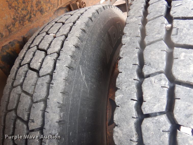 image for item JZ9856 2005 Sterling LT9500  dump truck