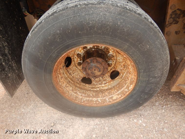 image for item JZ9856 2005 Sterling LT9500  dump truck