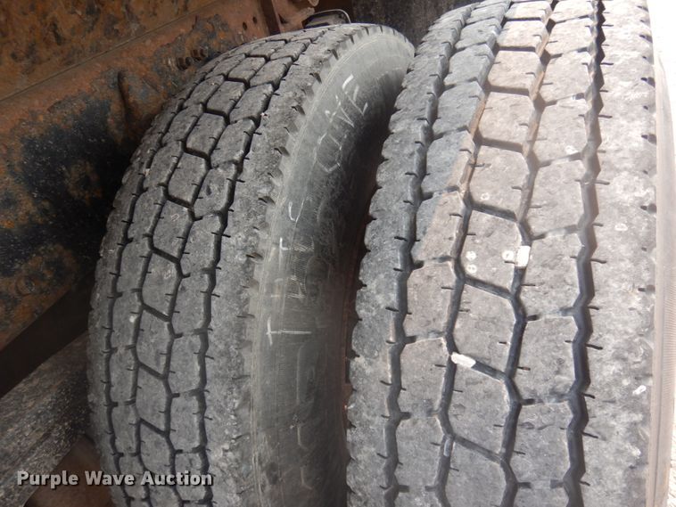 image for item JZ9856 2005 Sterling LT9500  dump truck