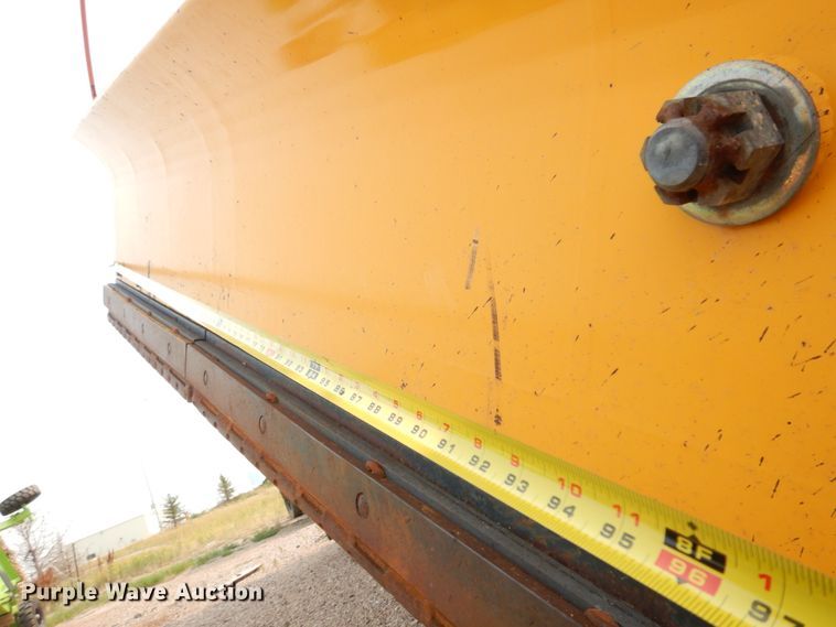 image for item JZ9857 2001 Sterling LT9500  dump truck