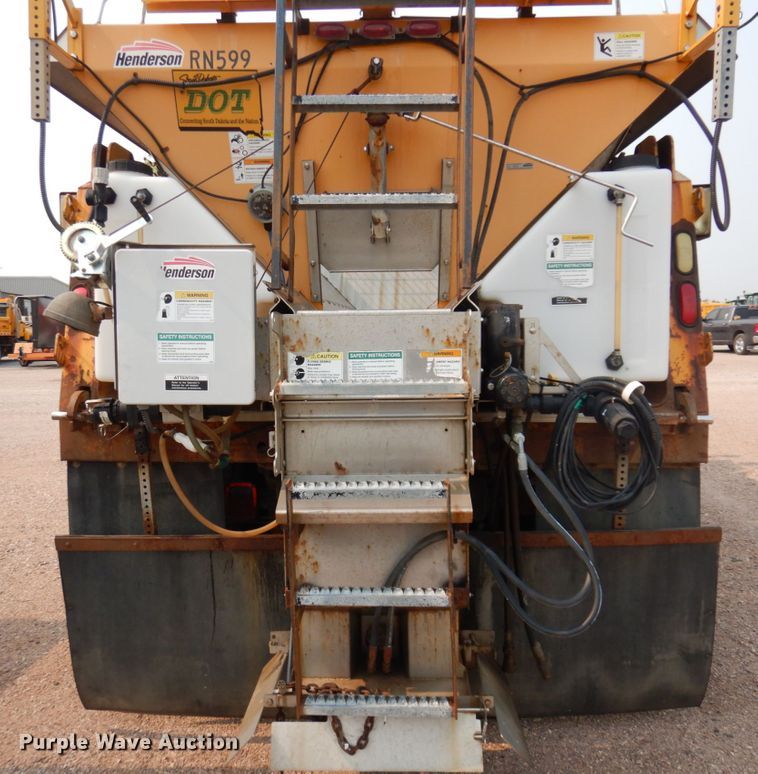 image for item JZ9857 2001 Sterling LT9500  dump truck