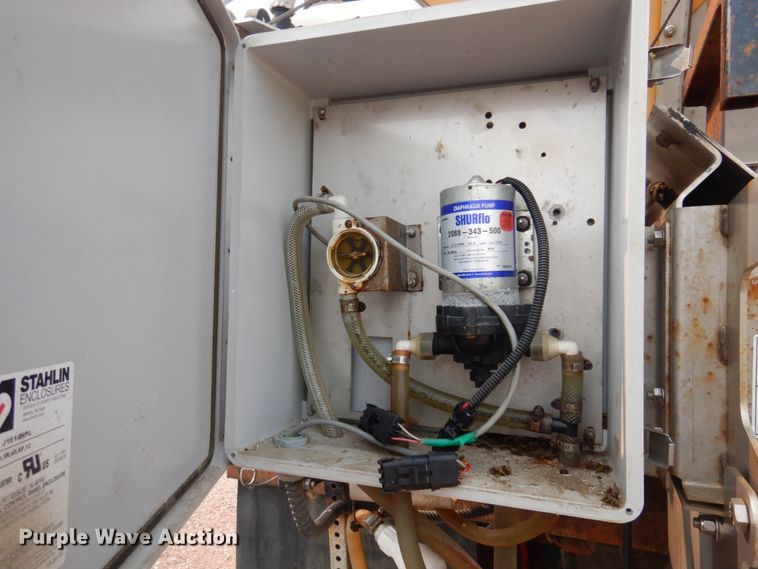 image for item JZ9857 2001 Sterling LT9500  dump truck