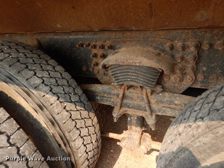 image for item JZ9857 2001 Sterling LT9500  dump truck