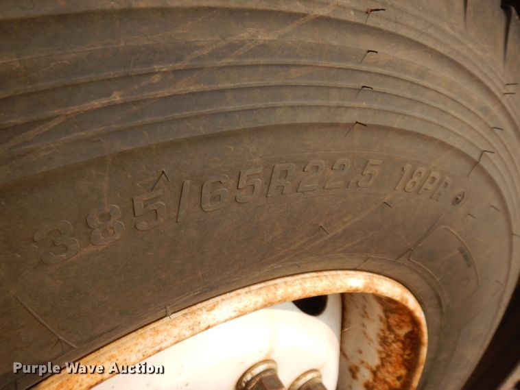 image for item JZ9857 2001 Sterling LT9500  dump truck