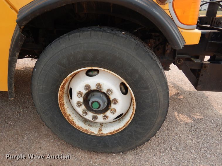 image for item JZ9857 2001 Sterling LT9500  dump truck