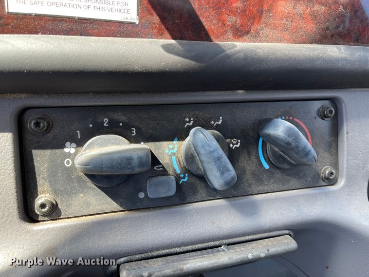 image for item KU9257 2011 Freightliner Business Class M2  oil distributor truck