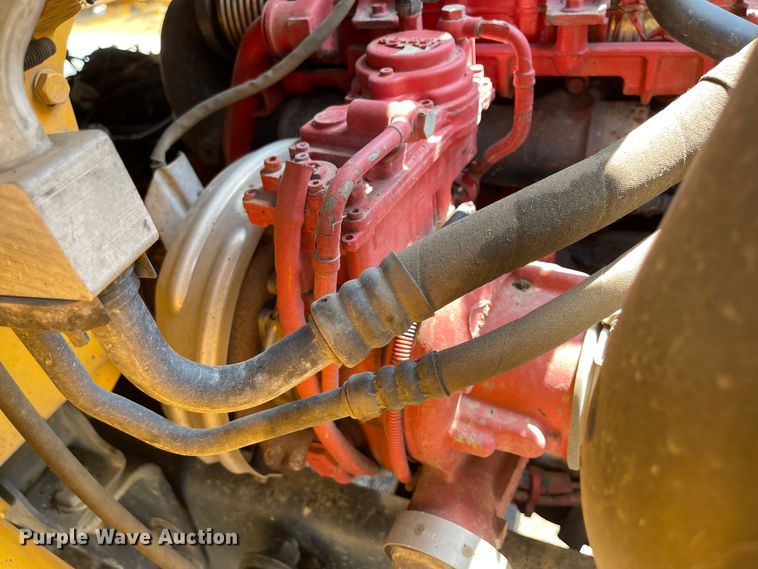 image for item KU9257 2011 Freightliner Business Class M2  oil distributor truck