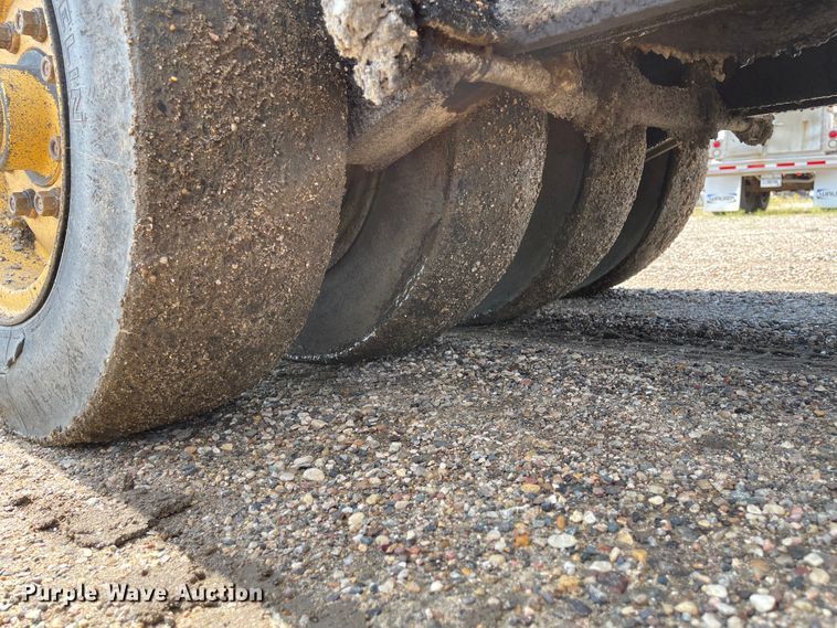 image for item KU9260 2000 Hypac C530AH  pneumatic roller