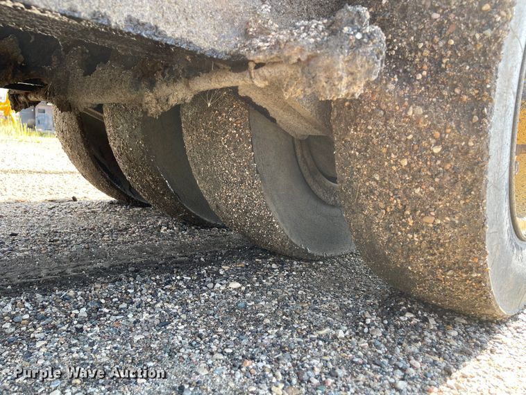 image for item KU9260 2000 Hypac C530AH  pneumatic roller