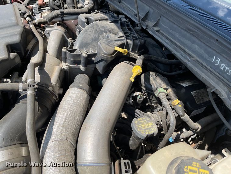 image for item KU9264 2012 Ford F550 XL  truck cab and chassis