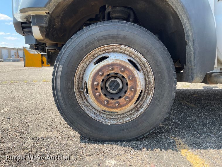 image for item KU9264 2012 Ford F550 XL  truck cab and chassis