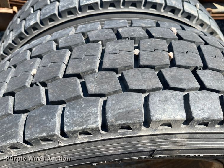 image for item KU9264 2012 Ford F550 XL  truck cab and chassis