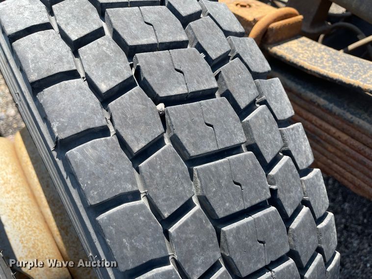 image for item KU9264 2012 Ford F550 XL  truck cab and chassis