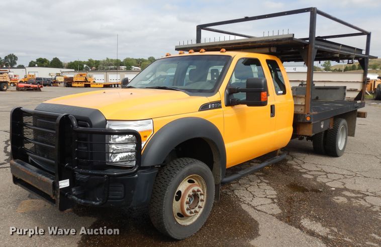 image for item KU9265 2013 Ford F550  flatbed truck