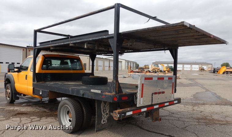 image for item KU9265 2013 Ford F550  flatbed truck