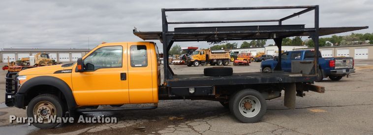image for item KU9265 2013 Ford F550  flatbed truck