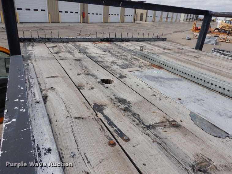 image for item KU9265 2013 Ford F550  flatbed truck