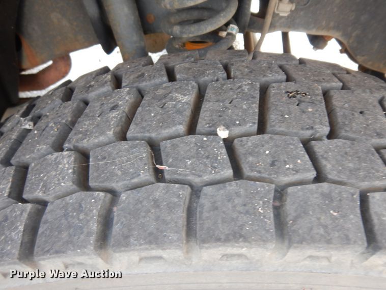 image for item KU9265 2013 Ford F550  flatbed truck