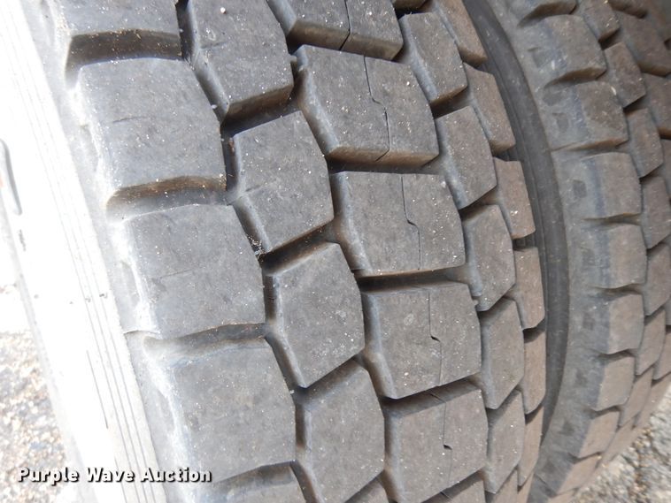 image for item KU9265 2013 Ford F550  flatbed truck