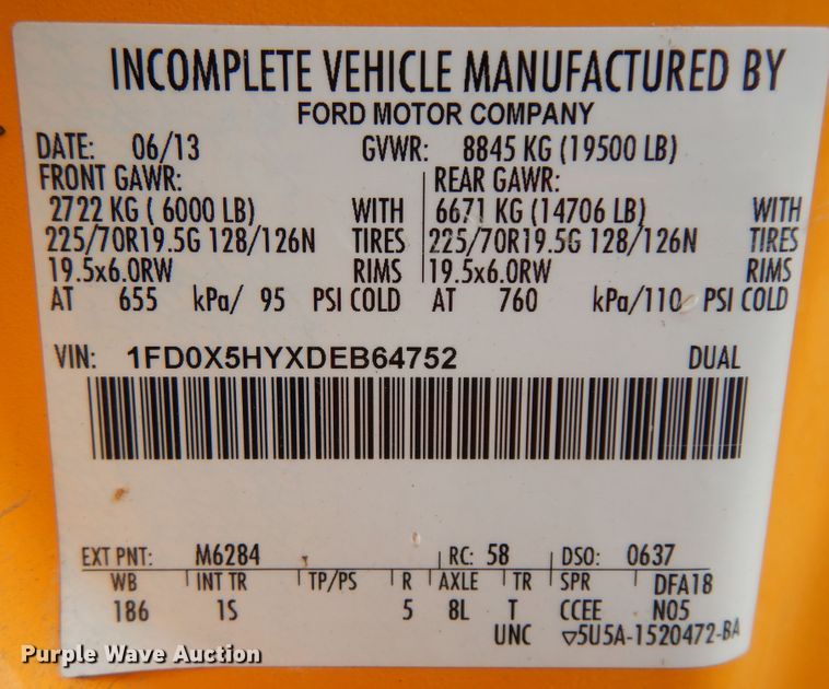 image for item KU9265 2013 Ford F550  flatbed truck