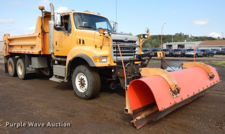 image for item KU9266 2004 Sterling LT9500  dump truck