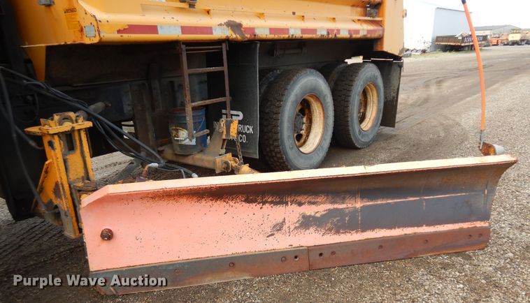 image for item KU9266 2004 Sterling LT9500  dump truck