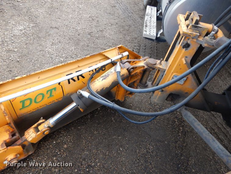 image for item KU9266 2004 Sterling LT9500  dump truck