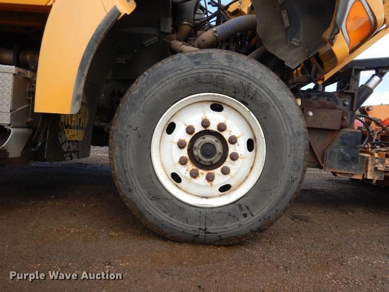 image for item KU9266 2004 Sterling LT9500  dump truck