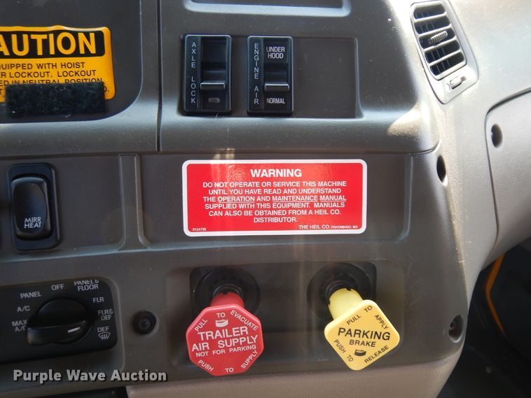 image for item KU9267 2004 Sterling LT9500  dump truck