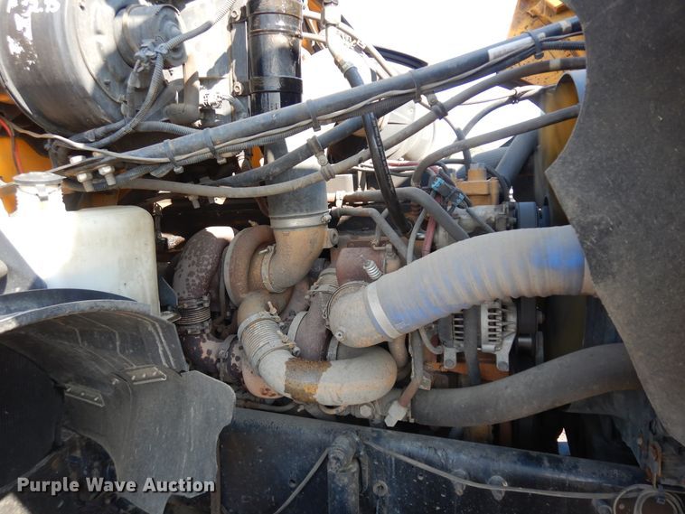 image for item KU9267 2004 Sterling LT9500  dump truck