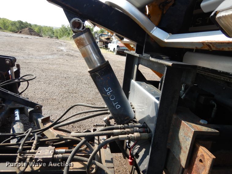 image for item KU9267 2004 Sterling LT9500  dump truck