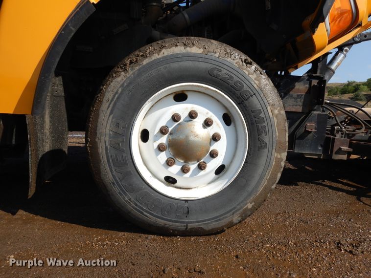 image for item KU9267 2004 Sterling LT9500  dump truck