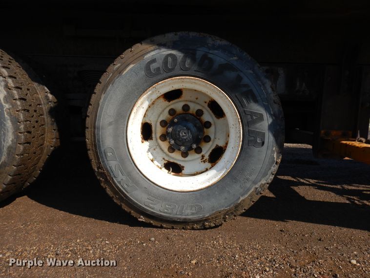 image for item KU9267 2004 Sterling LT9500  dump truck