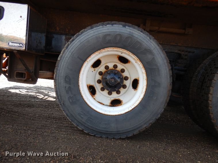 image for item KU9267 2004 Sterling LT9500  dump truck