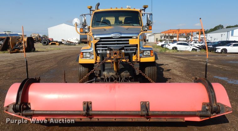 image for item KU9268 2008 Sterling LT9500  dump truck