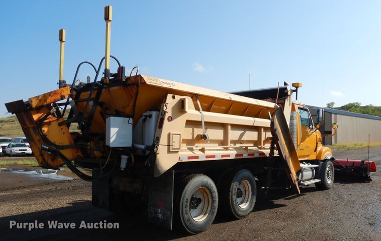 image for item KU9268 2008 Sterling LT9500  dump truck