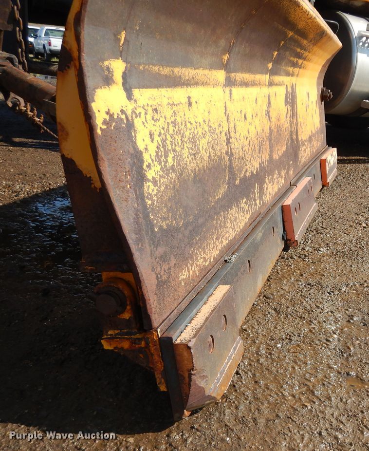 image for item KU9268 2008 Sterling LT9500  dump truck