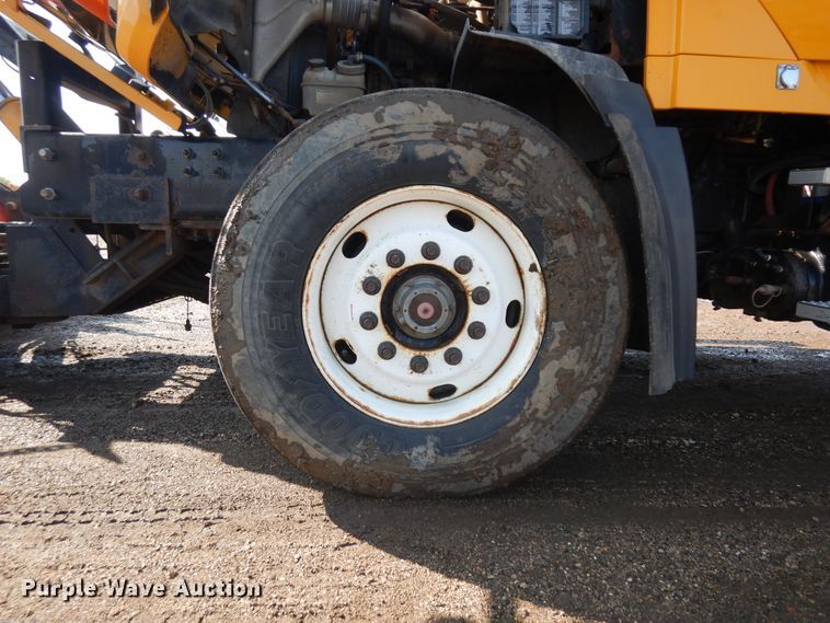 image for item KU9268 2008 Sterling LT9500  dump truck