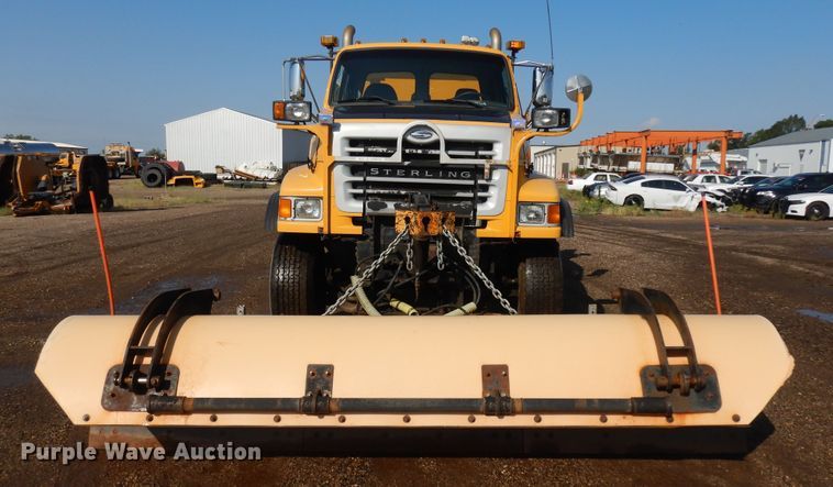 image for item KU9269 2005 Sterling LT9500  dump truck