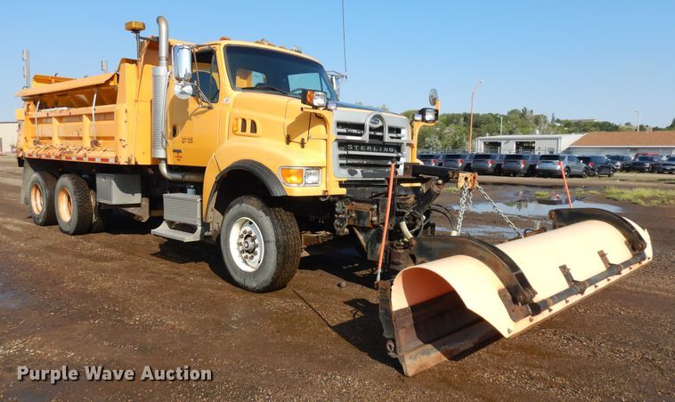 image for item KU9269 2005 Sterling LT9500  dump truck